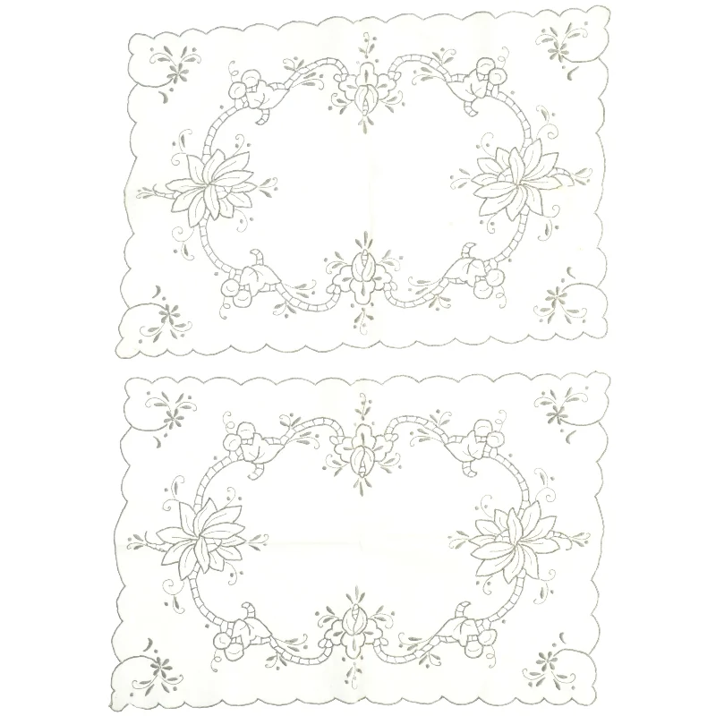 Broderede duge (str. 47 x 31 cm)