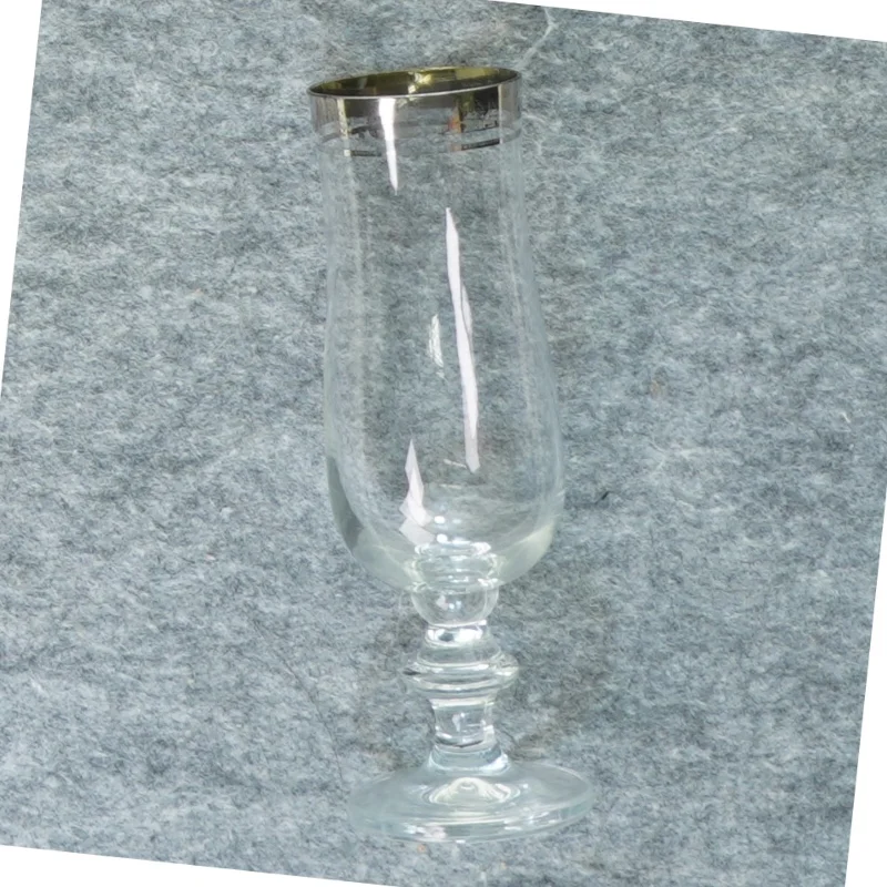 Glas (str. 16 x 5 cm)