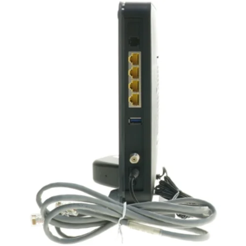 Netgear router fra Netgear (str. 23,5x15 cm)