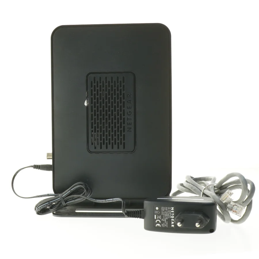Netgear router fra Netgear (str. 23,5x15 cm)