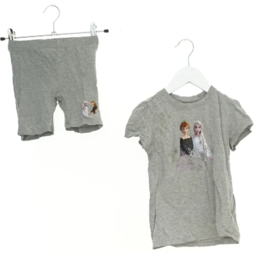 Sæt fra Disney (str. 116 cm)