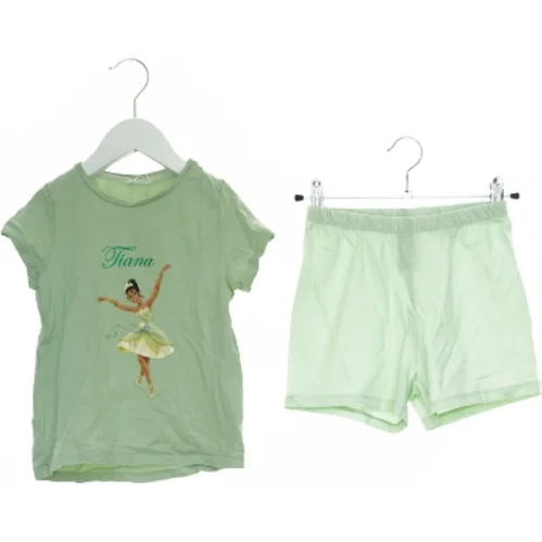 Sæt børnetøj fra H&M (str. 116 cm)