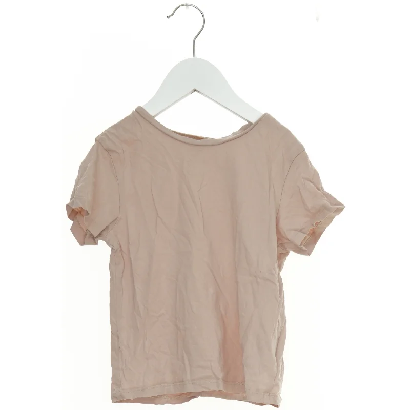 T-Shirt fra H&M (str. 116 cm)