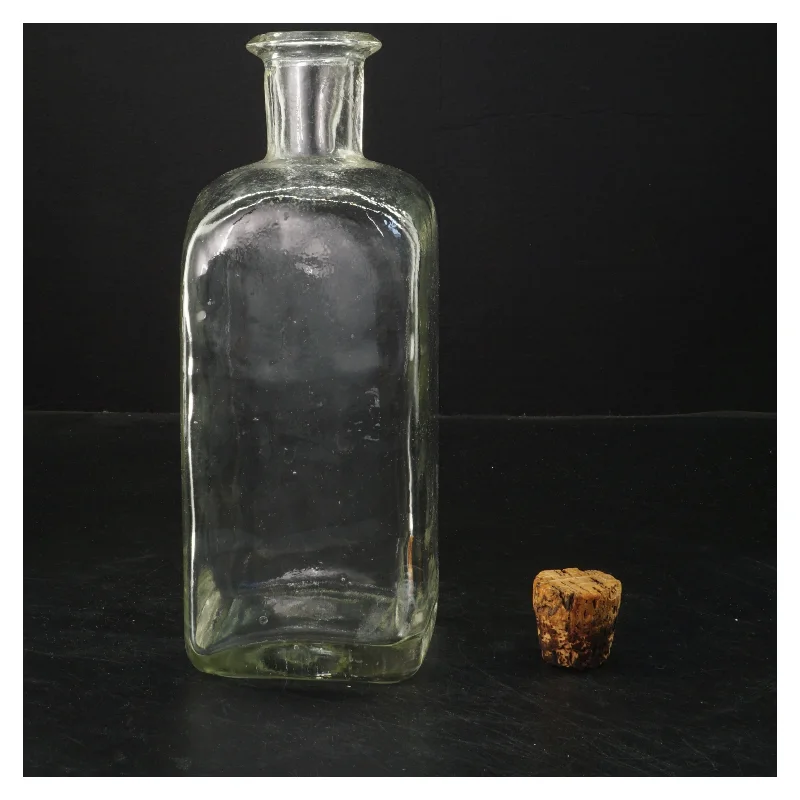 Ældre glasflaske med korkprop (str. 24 cm)