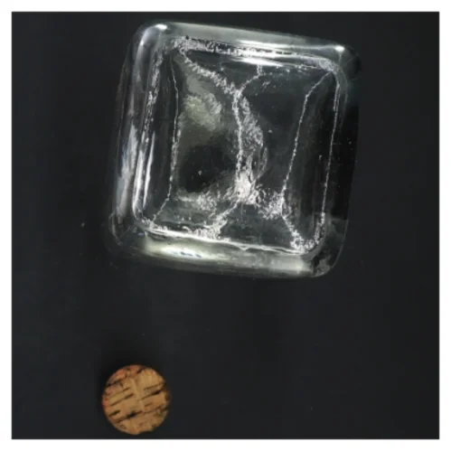 Ældre glasflaske med korkprop (str. 24 cm)