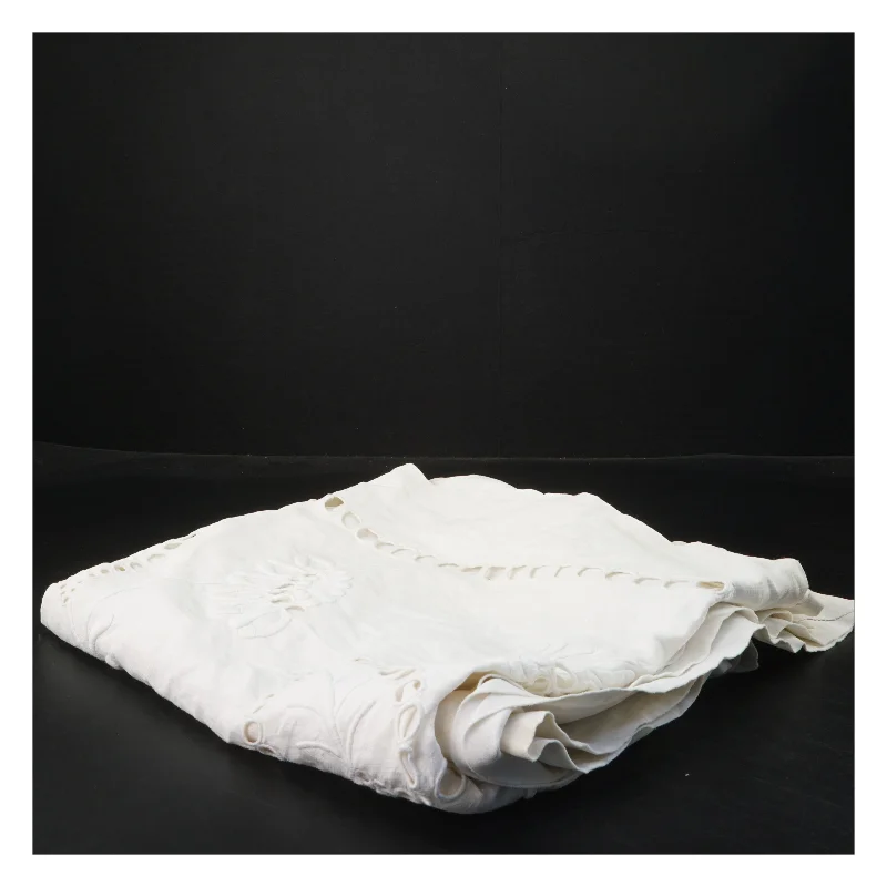 Vintage håndbroderet dug (str. 115x120 cm)