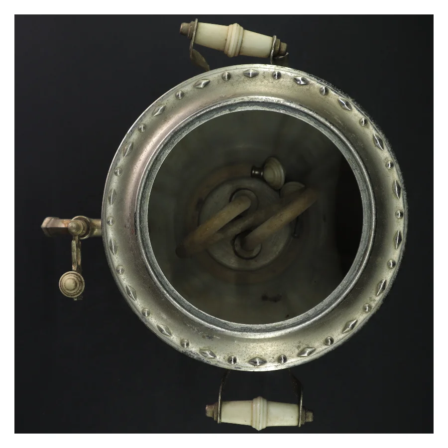 Gammeldags samovar (str. H. 32 cm)