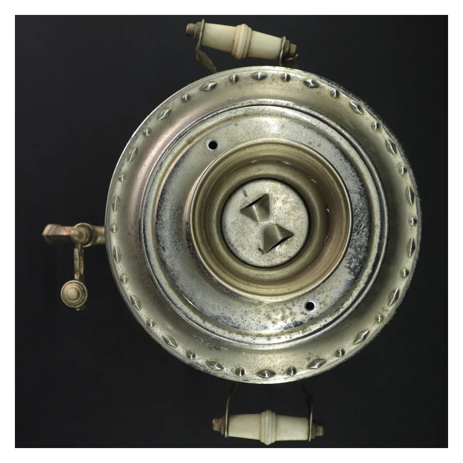 Gammeldags samovar (str. H. 32 cm)