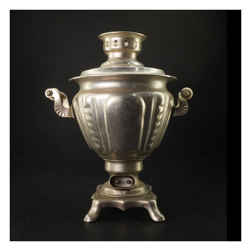Gammeldags samovar (str. H. 32 cm)