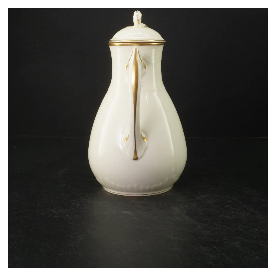 Porcelænsteapot med gulddetaljer fra B&G (str. 26 cm)