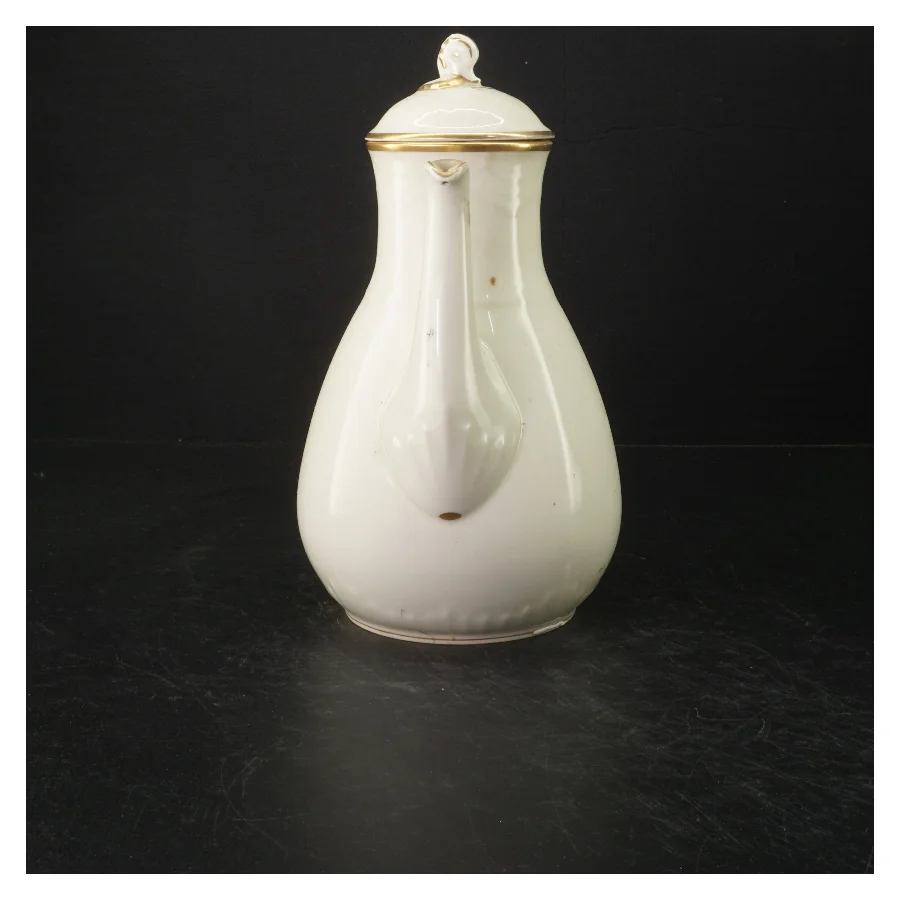 Porcelænsteapot med gulddetaljer fra B&G (str. 26 cm)