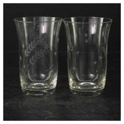 Gravérede glas (str. Ø 9 cm. længde, 12 cm)