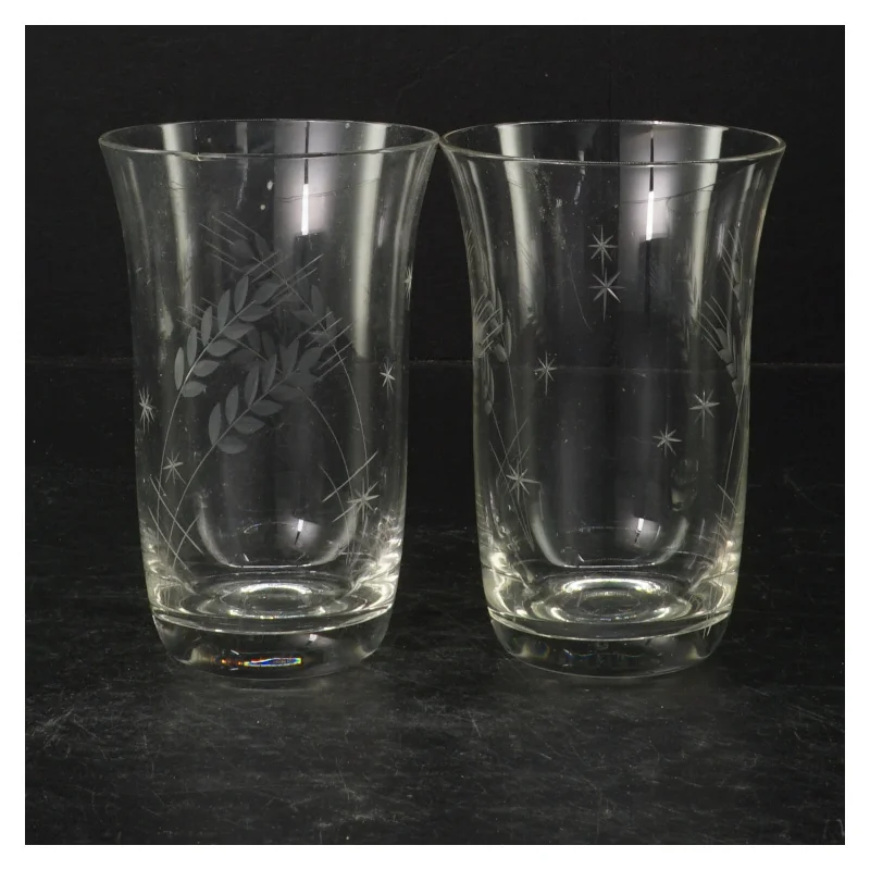 Gravérede glas (str. Ø 9 cm. længde, 12 cm)