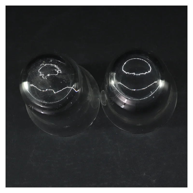 Gravérede glas (str. Ø 9 cm. længde, 12 cm)