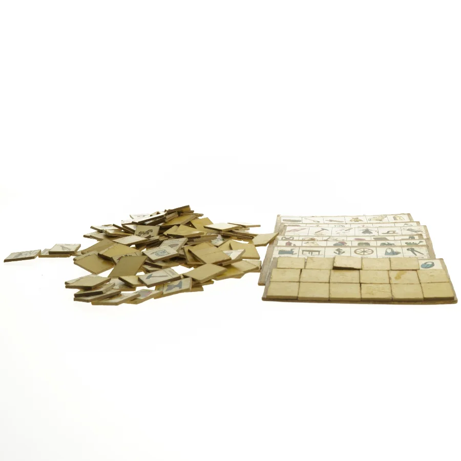 Vintage Billedlotteri spil med tegnede brikker (str. 16x10 cm)