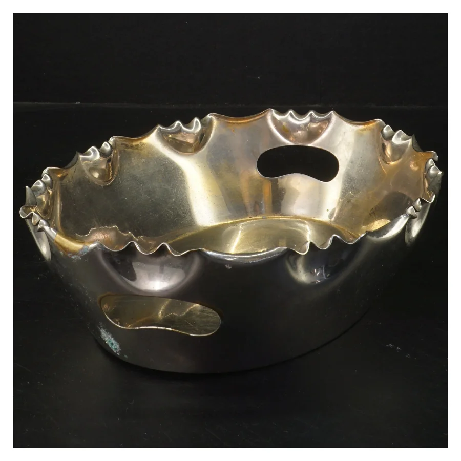 sølvfarvet serveringsfad (str. 26x18x5cm)