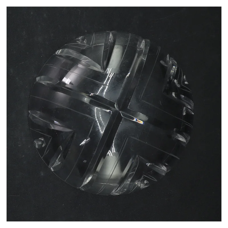 Gennemsigtig krystalskål (str. Ø. 13 cm)