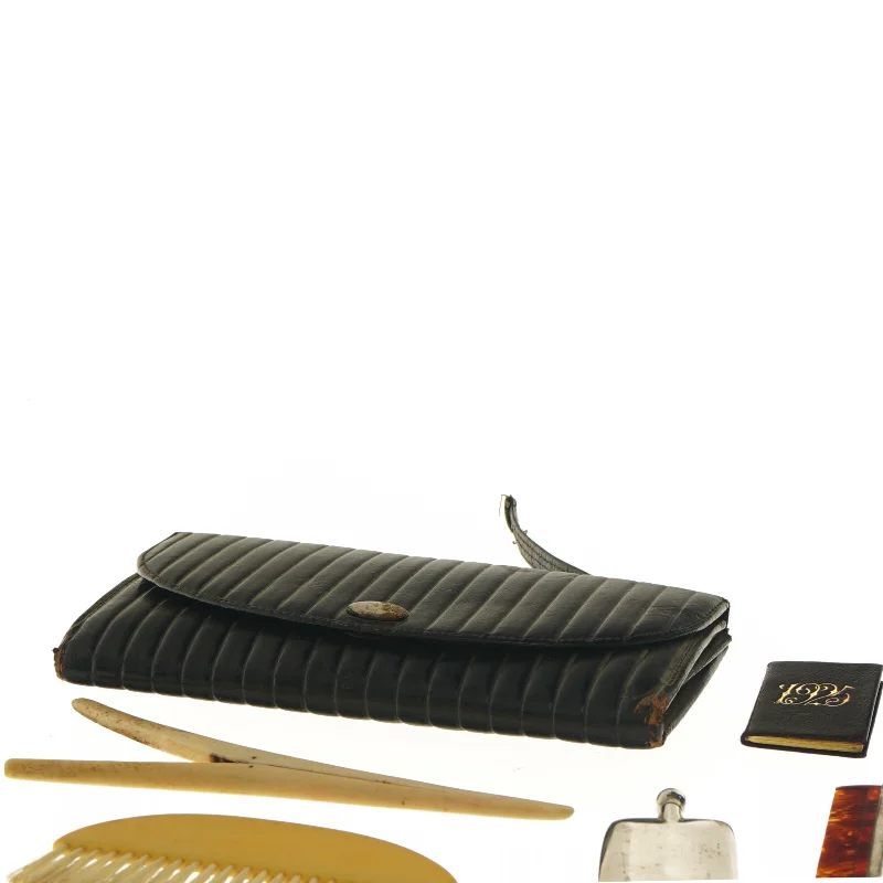 Vintage toiletpung med tilbehør (str. 10x20 cm)