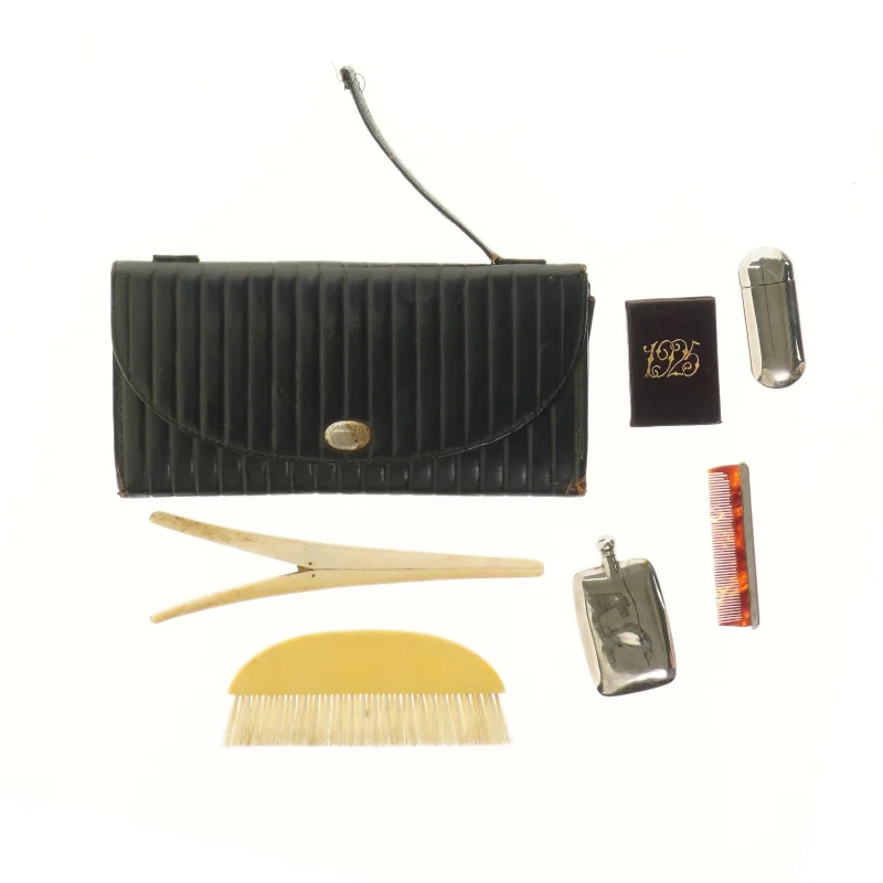 Vintage toiletpung med tilbehør (str. 10x20 cm)