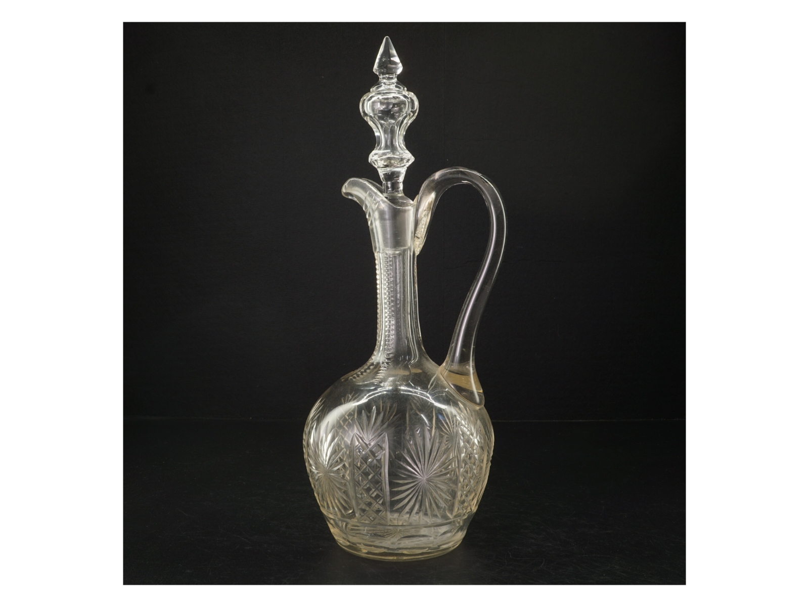 Klar glas karaffel (str. H. 37 cm)