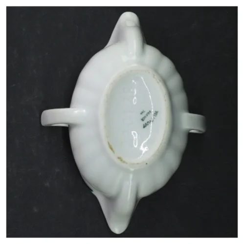 Hvidt porcelænssovseskål fra Pillivuyt (str. 17x12 cm)