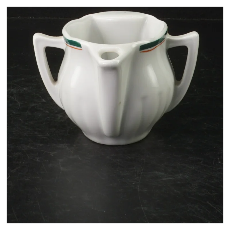 Hvidt porcelænssovseskål fra Pillivuyt (str. 17x12 cm)