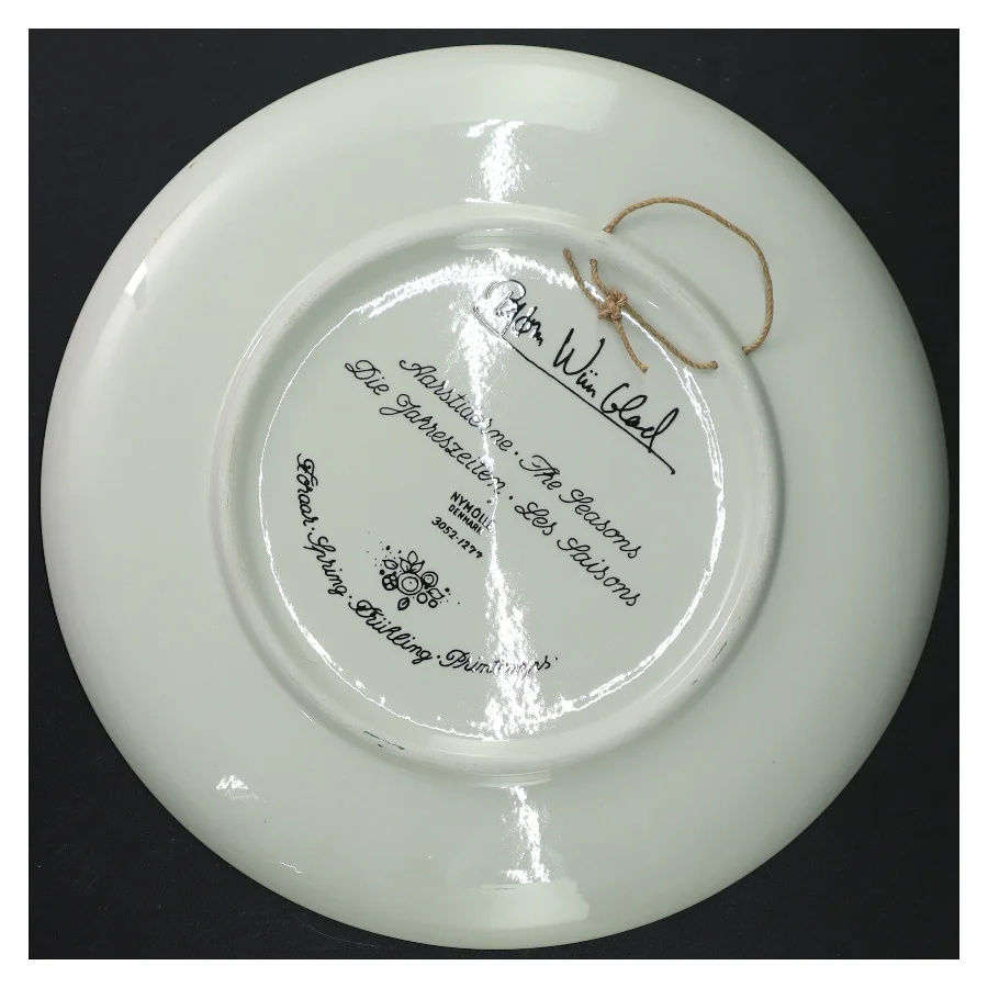 Porcelænsfad med dekoration Bjørn Wiinblad fra Nymolle (str. 27 cm)