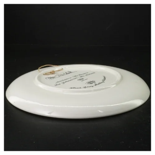 Porcelænsfad med dekoration Bjørn Wiinblad fra Nymolle (str. 27 cm)