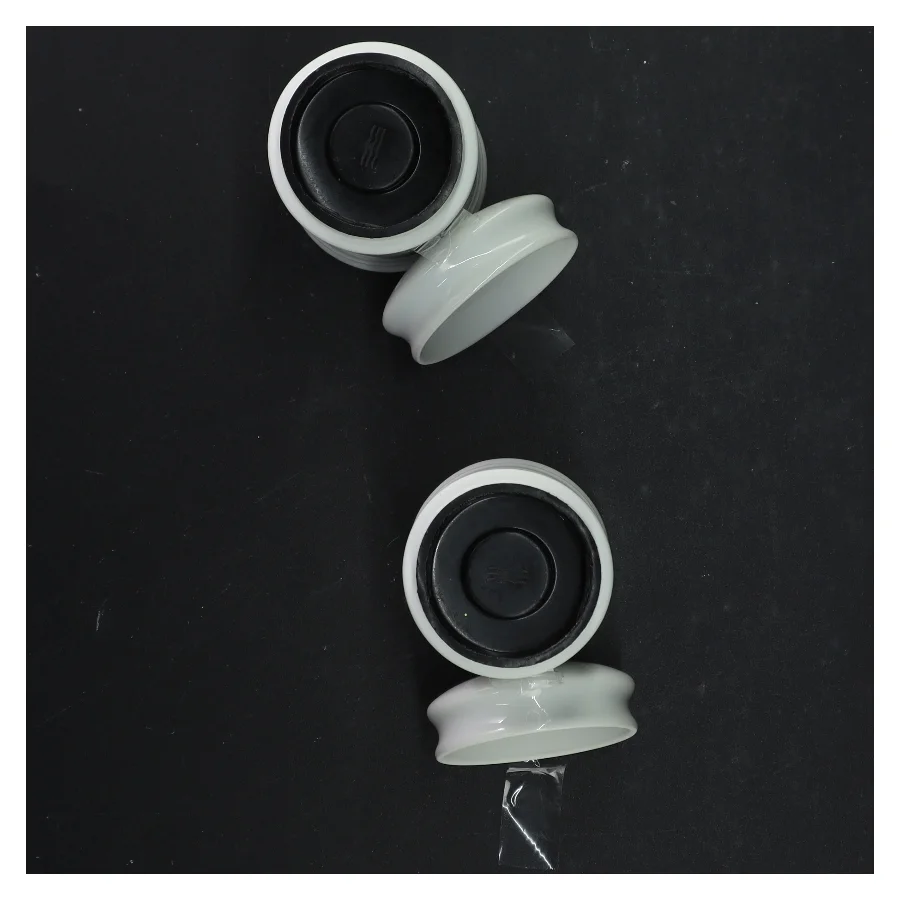 Krydderikrukker i porcelæn fra Royal Copenhagen (str. 10 x 6 cm)