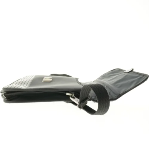 Sort skuldertaske (str. 41 x 32 cm)