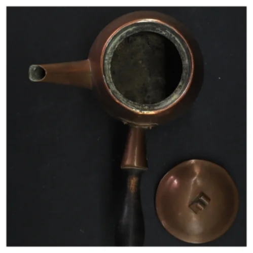 Kobberkande med træhåndtag (str. 20 x 16 cm)