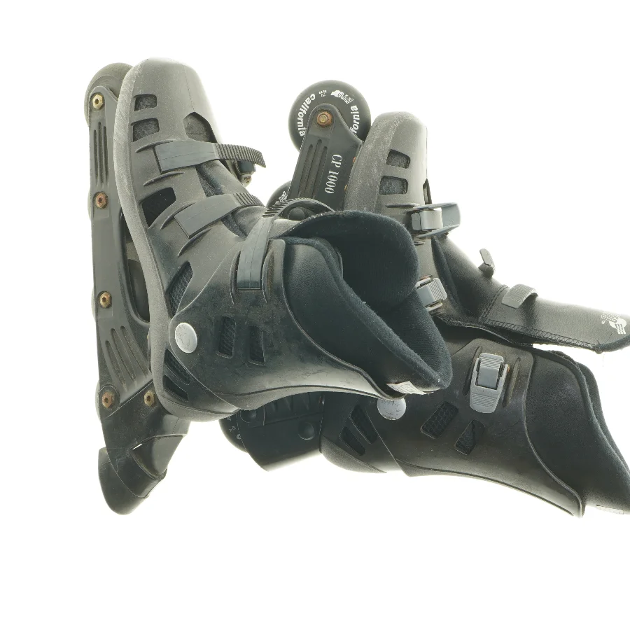 Brugte rulleskøjter (str. 8)