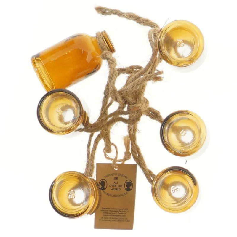 Sæt med 6 små glasflasker fra Søstrene Grene (str. 6 cm)