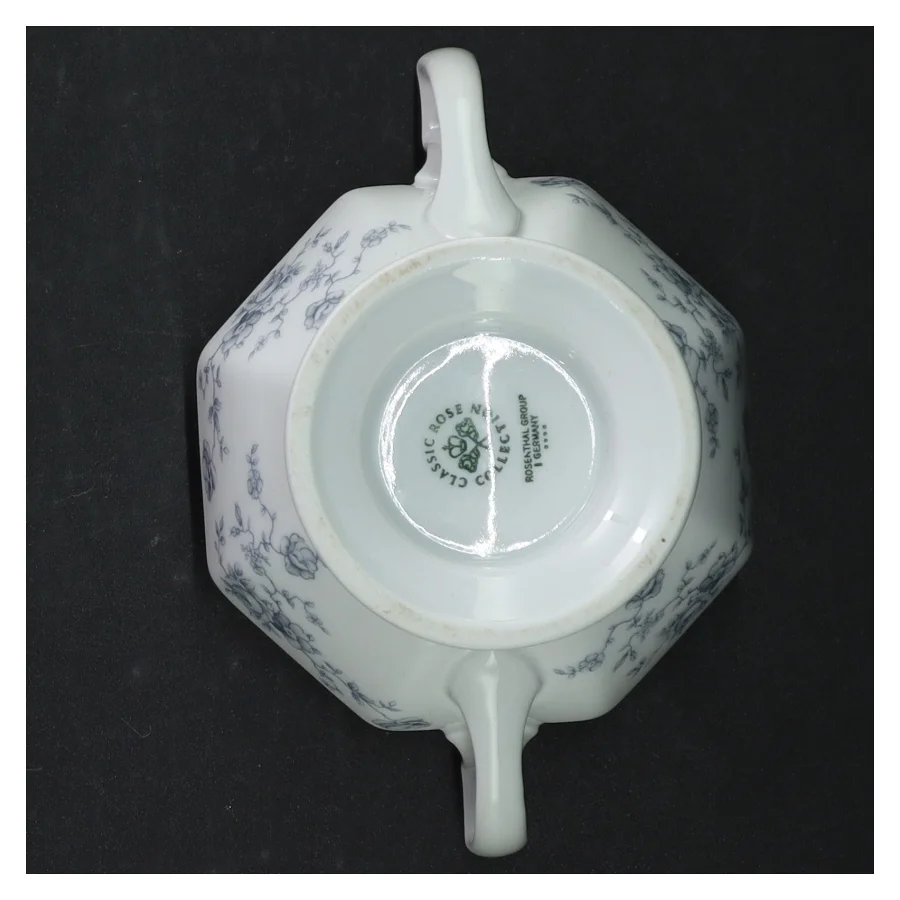 Sukkerskål med låg og blomstermotiv fra Rosenthal (str. H. 10,5 cm. b. 16 cm)