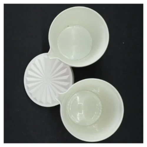 Tupperware beholder og krus fra Tupperware (str. Ø. 10 cm. længde. 15 cm)