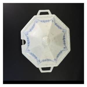 Suppe terrin med låg fra Rosenthal (str. 32 x 20 cm)