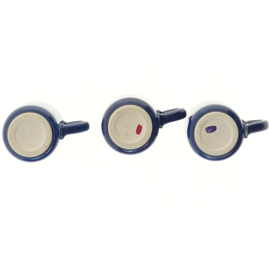 3 blå kopper (str. 9 cm) uden skår eller afslag