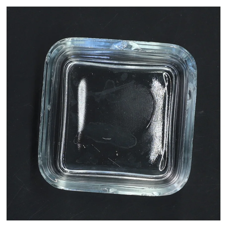 Glas kvadratisk skål (str. 9x9x5 cm)