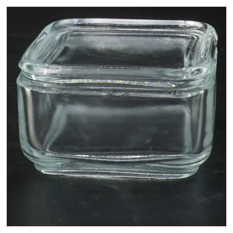 Glas kvadratisk skål (str. 9x9x5 cm)