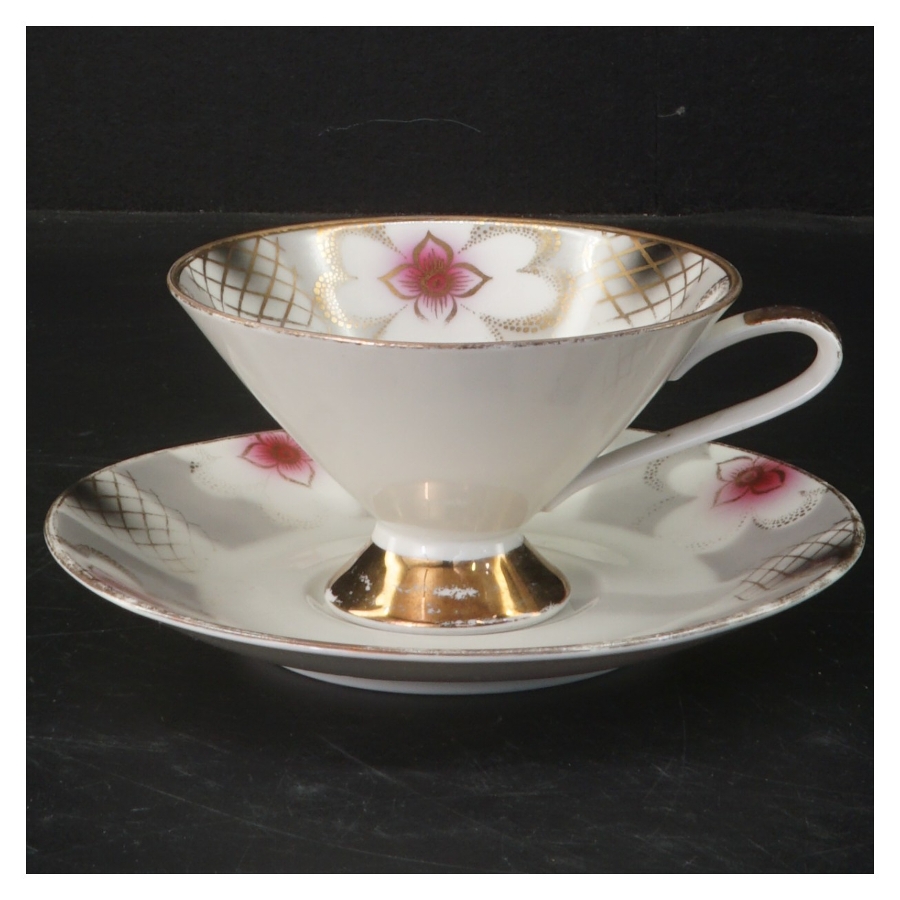 Tekop med underkop og tallerken fra Bavaria (str. Ø. 19,5 cm. og 15 cm)