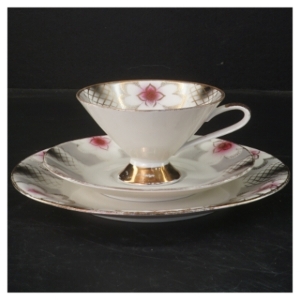 Tekop med underkop og tallerken fra Bavaria (str. Ø. 19,5 cm. og 15 cm)