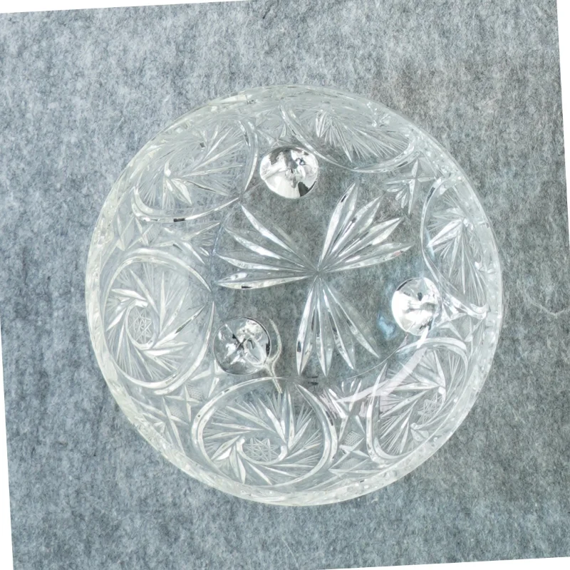 Skål i krystal (str. 16 x 7 cm)