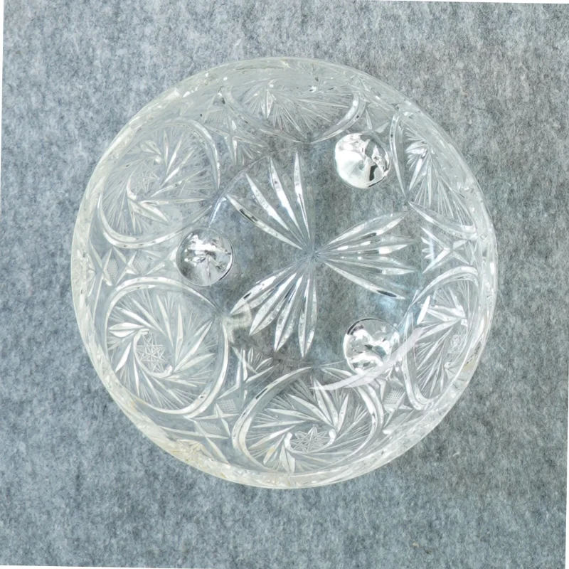 Skål i krystal (str. 16 x 7 cm)