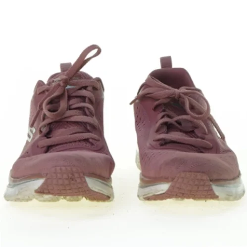 Sko fra Sketches (str. 38)