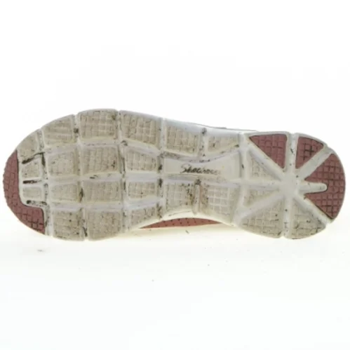 Sko fra Sketches (str. 38)