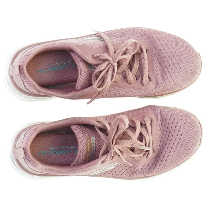 Sko fra Sketches (str. 38)