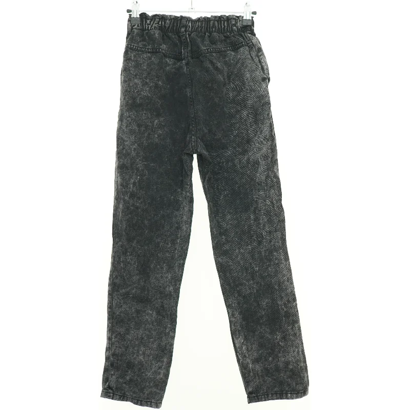 Jeans fra H&M (str. 152 cm)