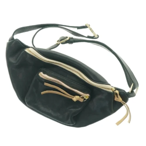 Sort skuldertaske med lynlåse fra Maand (str. 35 x 18 cm)