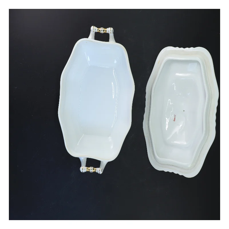 Porcelæn serveringsskål med låg (str. 27x17x8 cm)