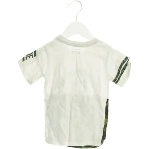 T-Shirt fra Primark (str. 92 cm)